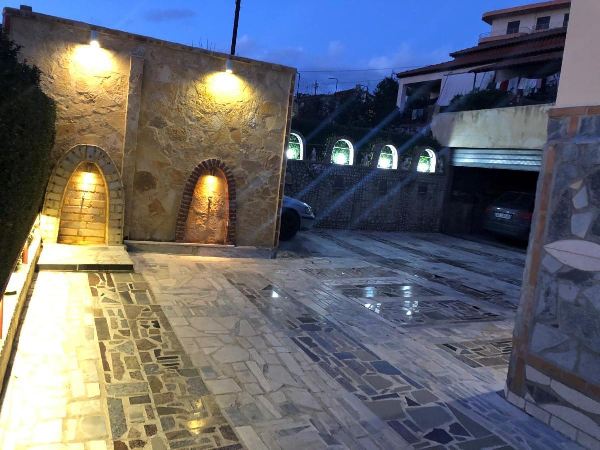 The Sunset Villa Leven Vlore Ngoại thất bức ảnh